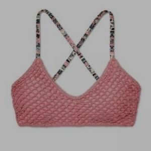 XhiLaration women's crochet top